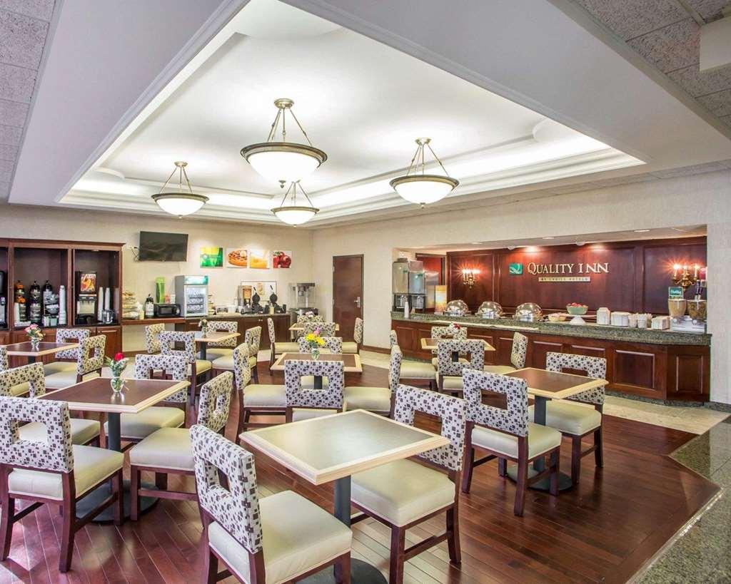 Quality Inn Schaumburg - Chicago Restaurant foto